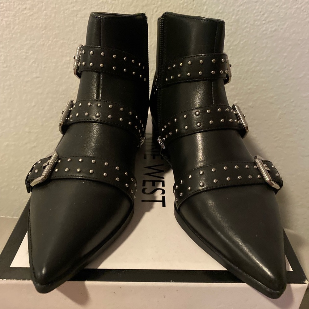 Nine West Shoes Seraphim Pointe Toe Booties. Never worn